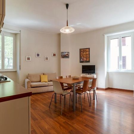 Piazza Re Di Roma Apartment Kültér fotó