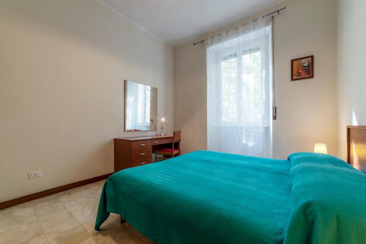 Piazza Re Di Roma Apartment Kültér fotó