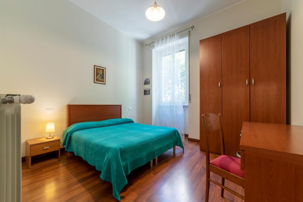 Piazza Re Di Roma Apartment Kültér fotó