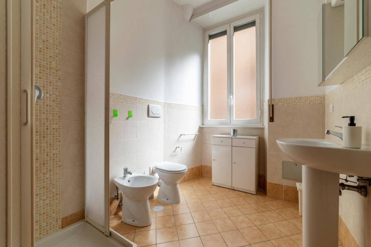 Piazza Re Di Roma Apartment Kültér fotó