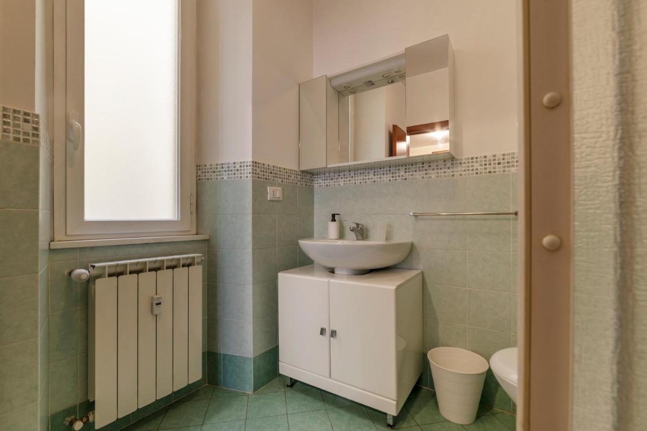 Piazza Re Di Roma Apartment Kültér fotó